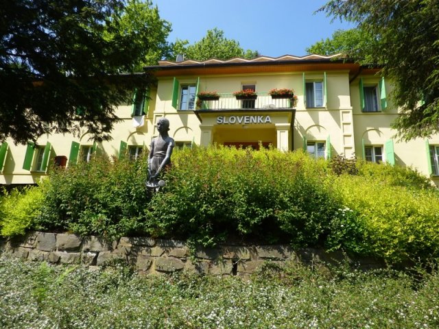2015